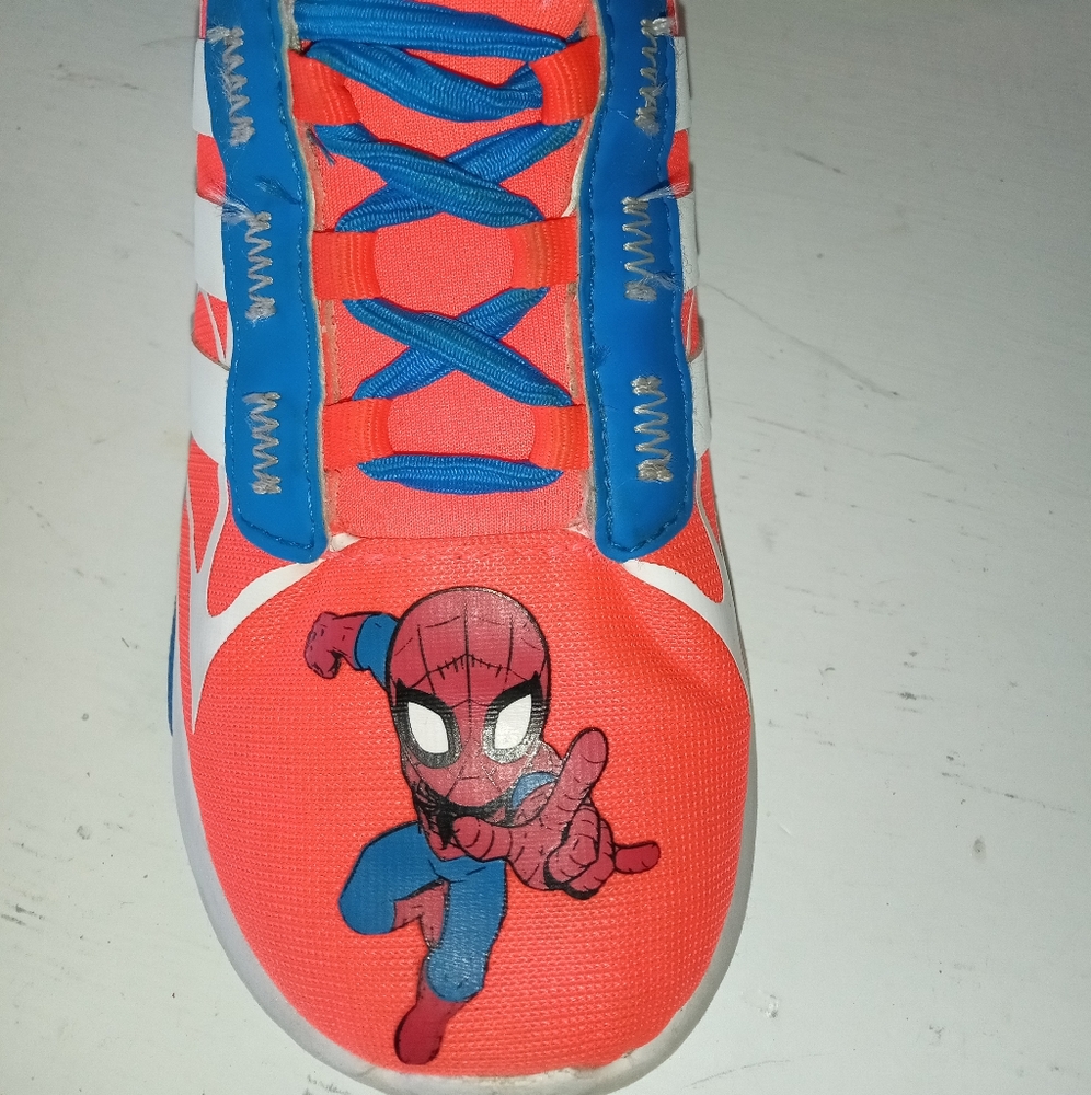 Spider-Man Adidas - Picture 2 of 4